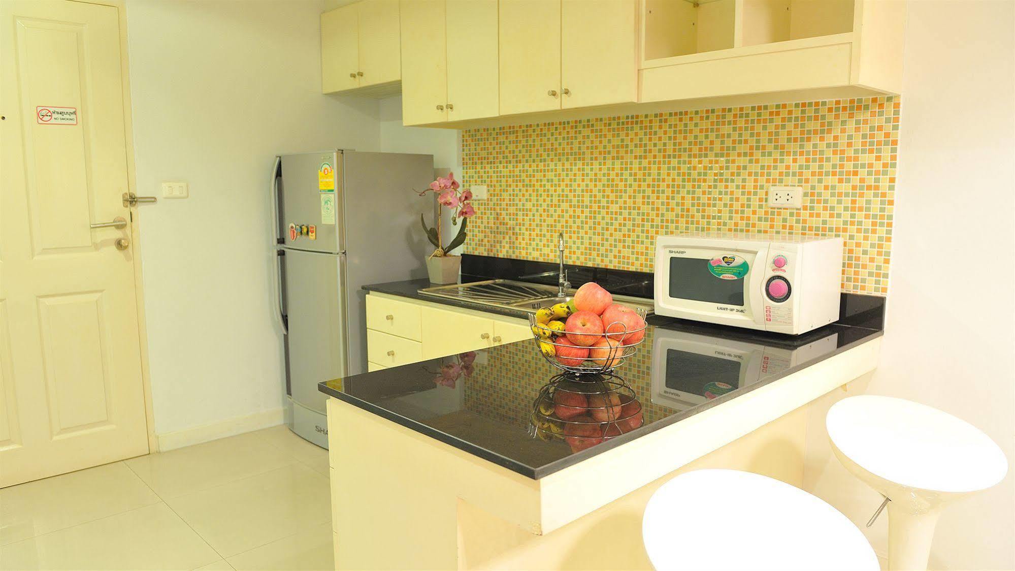 Duplex 21 Apartment Bangkok Exterior photo